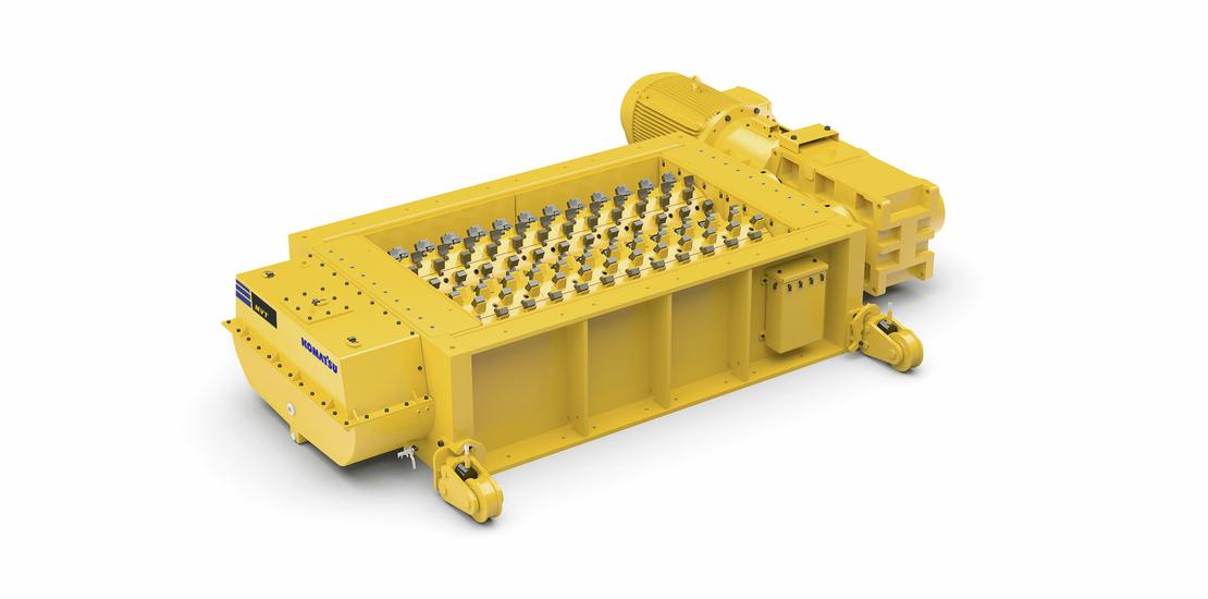 Komatsu MVT-II 600 Crushing in white background