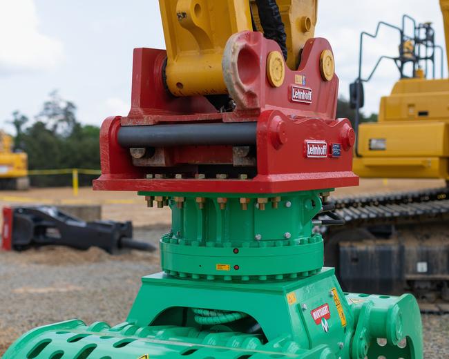Quick coupler | Parts and Attachments | Komatsu Quick coupler | Parts and Attachments | Komatsu