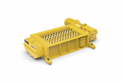 Komatsu MVT-II 600 Crushing in white background