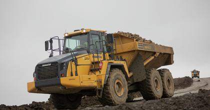 HM400-5 articulated truck | Komatsu