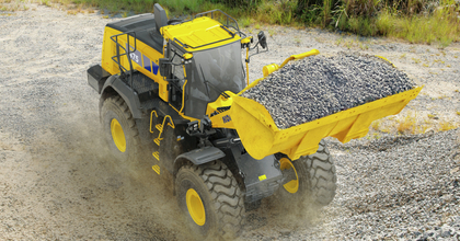 Wheel Loader-WA475-K36-NA-New-c02-f73-4500x3600.psd