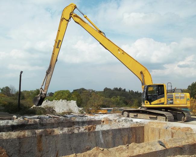 Komatsu PC290LC Excavator in construction site