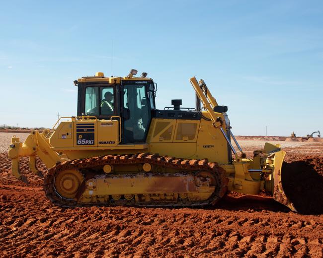 D65PXi18 midsize crawler dozer Komatsu