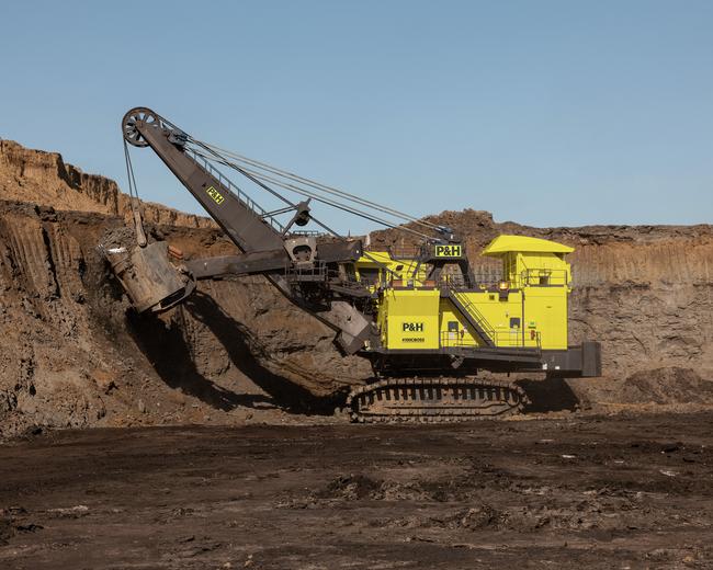 Komatsu 4100C electric rope shovel in nature