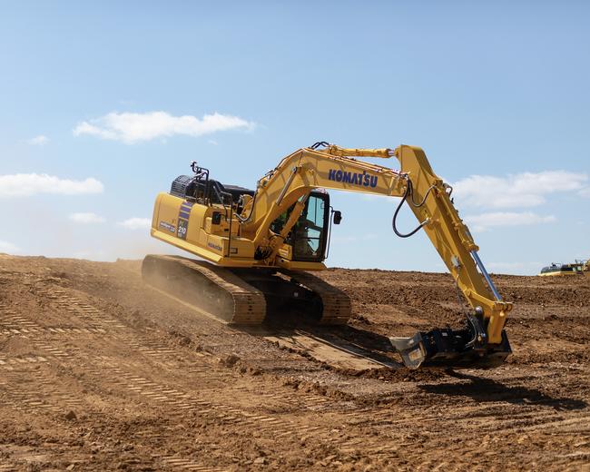 Komatsu PC210LCi excavator in construction site