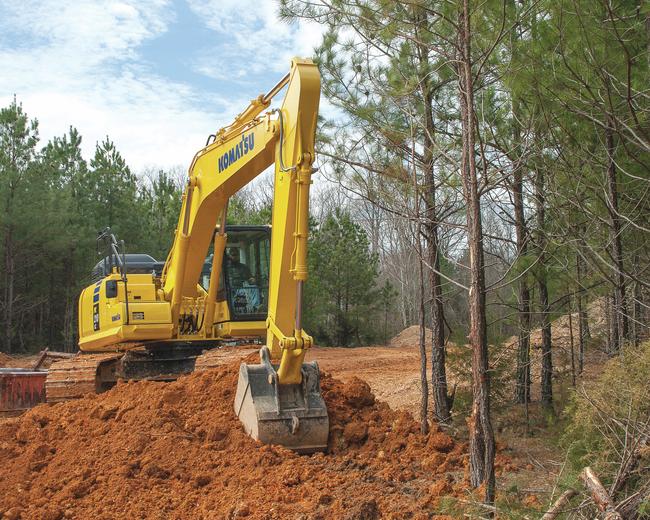 PC210LC-11 mid-size hydraulic excavator | Komatsu