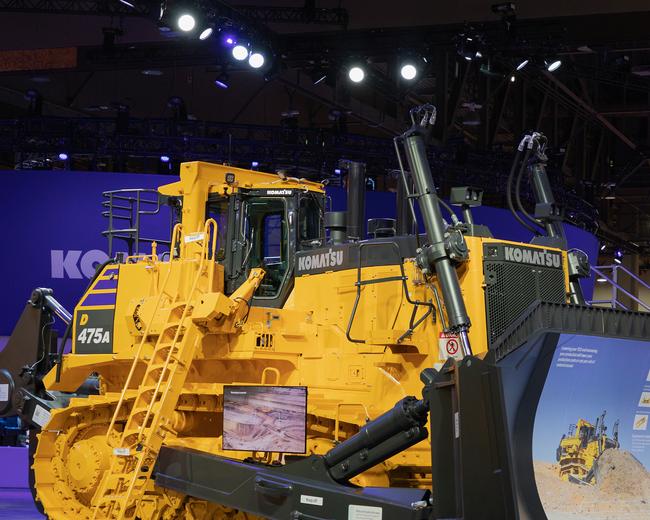 D475A-8 surface mining dozer | Komatsu