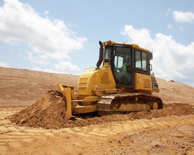 D37PX-24 Small Crawler Dozer | Komatsu