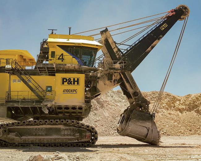 Komatsu 4100XPCAC90 electric rope shovel in nature
