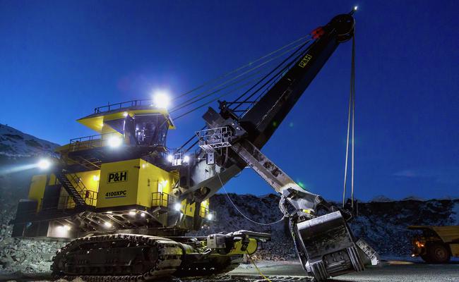 P&H 4100XPC electric rope shovel at night